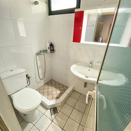Apartment Your Seaside Home! Entire Place, Free Parking Vlore